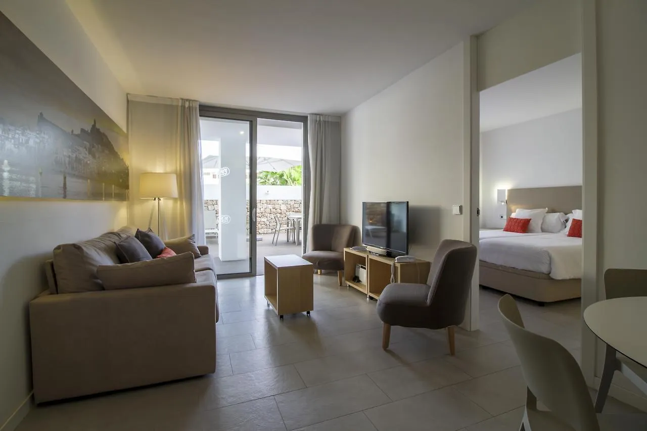 Apartahotel Apartaments B-Llobet Sun & Confort Ibiza