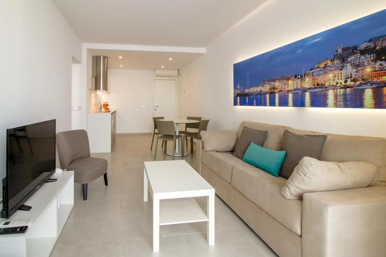 Apartaments B-Llobet Sun & Confort Ibiza 4*,